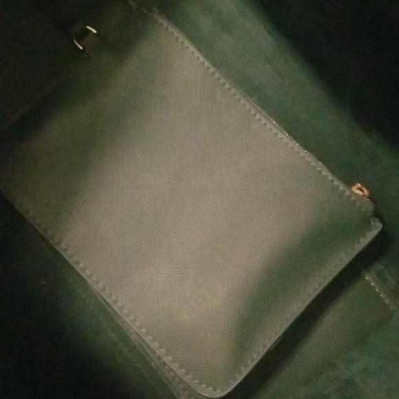 Green Neiman Marcus green tote - Picture 4 of 5